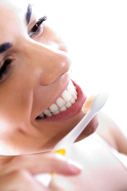 6 mitos sobre las pastas de dientes blanqueantes que deberías conocer